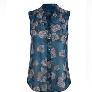 Cabi Engrave Blouse XS Blue, black and cream print, sleeveless.